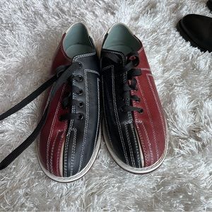 Move out special! Men’s real bowling shoes by Linds, genuine leather outsole